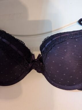 Candie's Deep Lace-Trim Molded Push-Up Bra